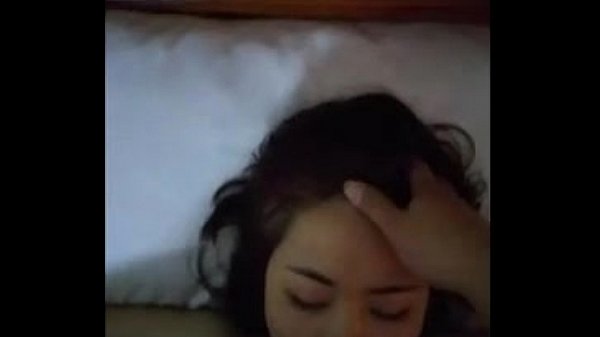 Dẫn bạn gái về nhà trọ chịch